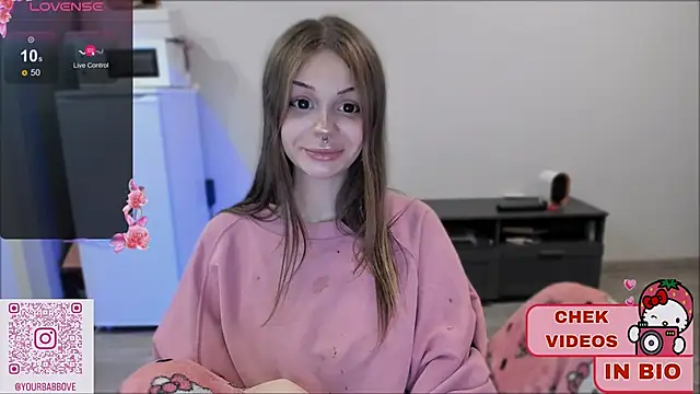 Snapshot of shy_melony chatting on March 14, 2025, 6:18 pm shy melony online show from March 14, 2025, 6:18 pm