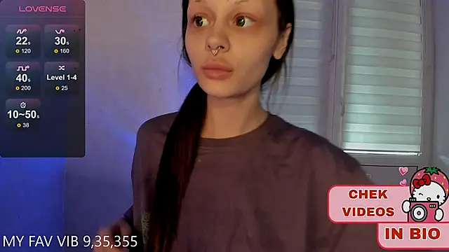 Snapshot of shy_melony chatting on October 1, 2025, 10:09 am shy melony online show from October 1, 2025, 10:09 am