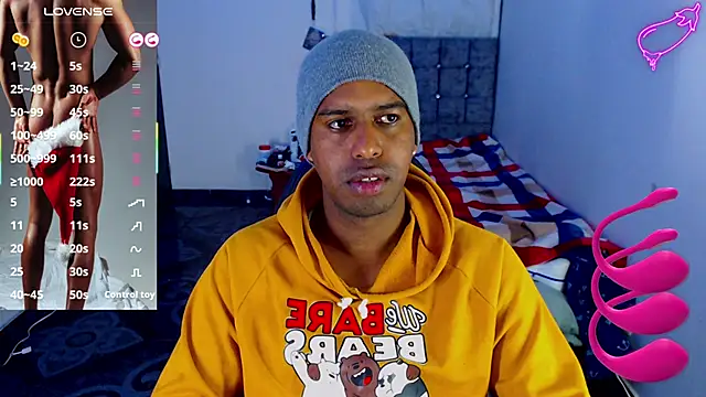 Snapshot of mrjhon26 chatting on November 7, 2025, 12:59 am mrjhon26 online show from November 7, 2025, 12:59 am