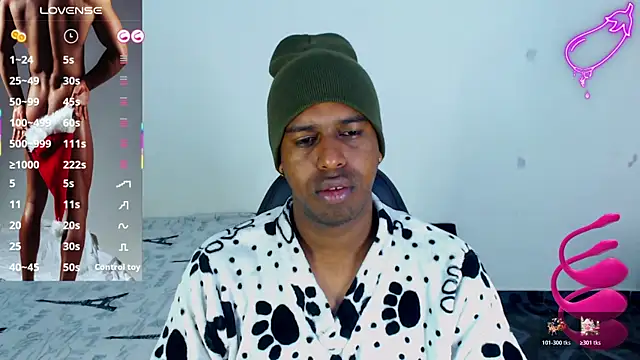 Snapshot of mrjhon26 chatting on November 26, 2025, 1:11 pm mrjhon26 online show from November 26, 2025, 1:11 pm