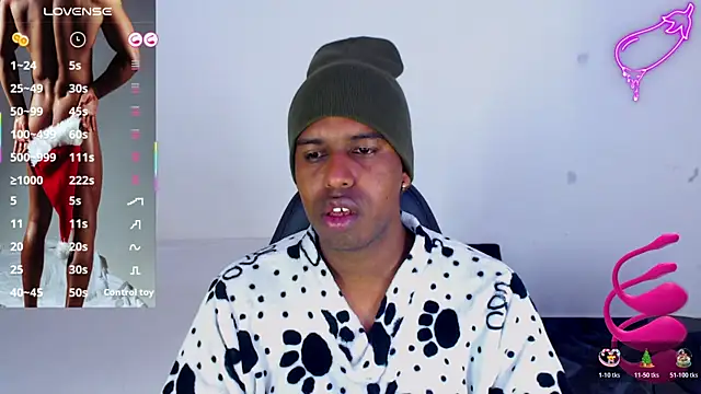 Snapshot of mrjhon26 chatting on November 26, 2025, 1:05 am mrjhon26 online show from November 26, 2025, 1:05 am