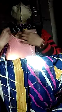 Snapshot of Poonam-bab chatting on February 1, 2025, 4:43 pm Poonam-bab online show from February 1, 2025, 4:43 pm