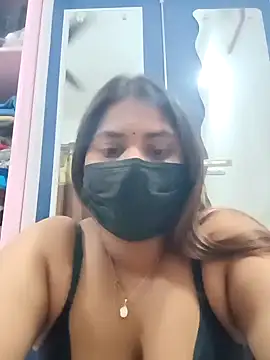 Hotmilfxox online show from January 23, 2025, 2:17 pm