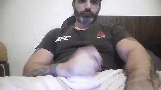 Snapshot of ozzypsico13 chatting on June 5, 2026, 1:54 am ozzypsico13 online show from June 5, 2026, 1:54 am