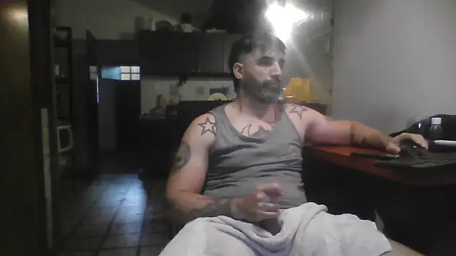 Snapshot of ozzypsico13 chatting on November 28, 2025, 9:37 pm ozzypsico13 online show from November 28, 2025, 9:37 pm