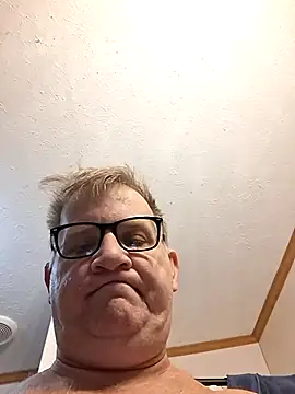 J83560Jason online show from October 31, 2025, 11:51 am