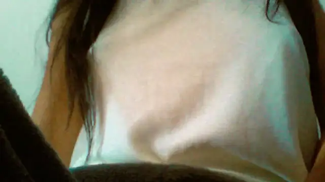 Snapshot of melaniy chatting on October 29, 2025, 11:20 am melaniy online show from October 29, 2025, 11:20 am