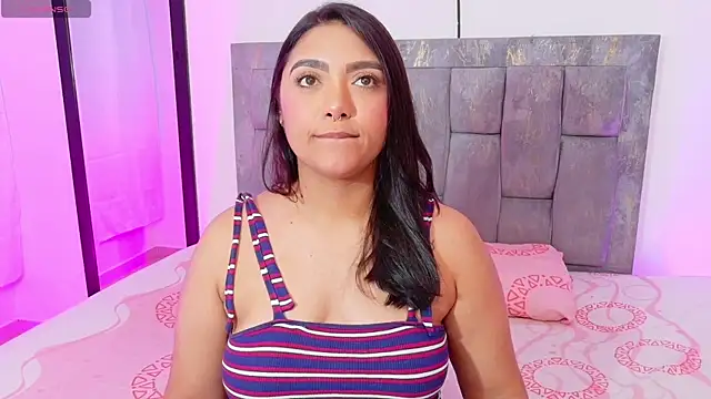 Snapshot of DIANEE_01 chatting on July 12, 2026, 11:16 pm DIANEE 01 online show from July 12, 2026, 11:16 pm
