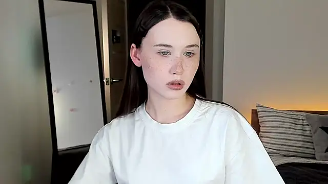 Stella Sunny online show from February 24, 2026, 3:35 pm