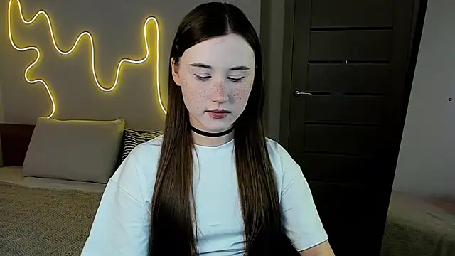 Stella Sunny online show from December 17, 2025, 10:26 pm