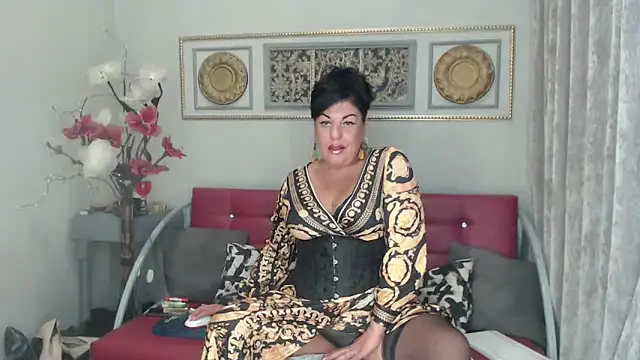 Snapshot of LadyMargoFontana chatting on September 19, 2025, 4:27 am LadyMargoFontana online show from September 19, 2025, 4:27 am