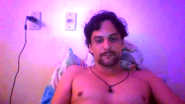 Snapshot of couplemilk chatting on May 4, 2026, 10:45 pm couplemilk online show from May 4, 2026, 10:45 pm