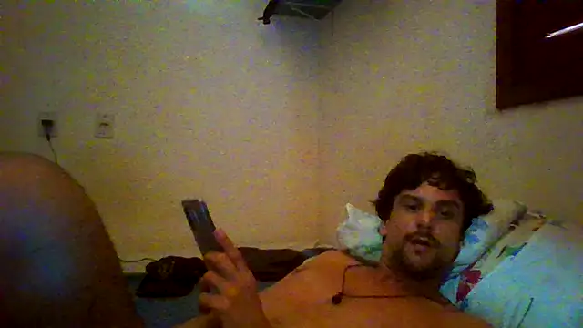Snapshot of couplemilk chatting on April 5, 2026, 4:02 pm couplemilk online show from April 5, 2026, 4:02 pm