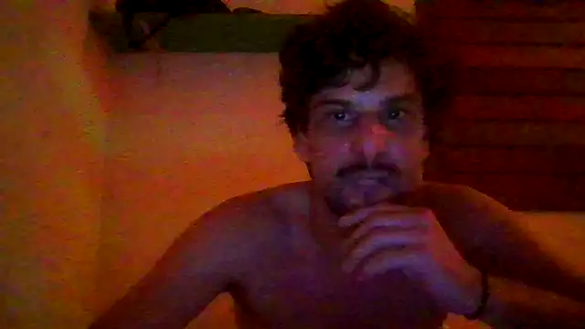 Snapshot of couplemilk chatting on April 17, 2026, 6:16 am couplemilk online show from April 17, 2026, 6:16 am