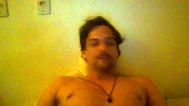 Snapshot of couplemilk chatting on April 6, 2026, 11:50 pm couplemilk online show from April 6, 2026, 11:50 pm