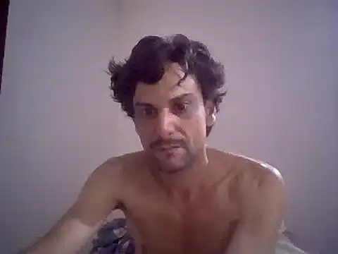 couplemilk online show from January 3, 2025, 8:21 am