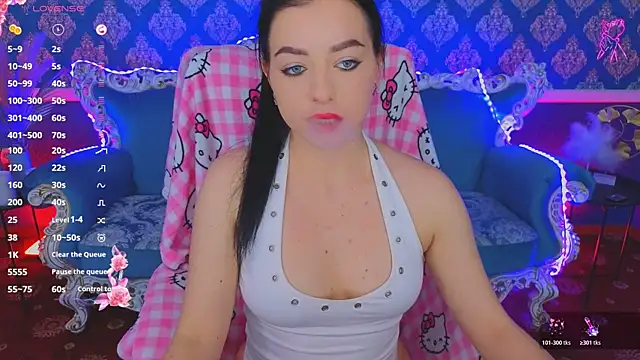 Snapshot of KitnissKiss chatting on May 16, 2026, 7:13 pm KitnissKiss online show from May 16, 2026, 7:13 pm
