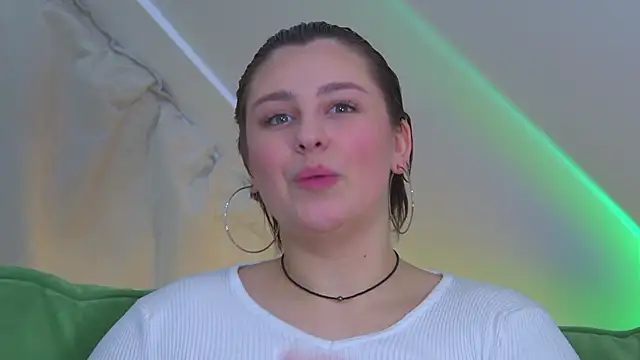 Snapshot of MaryMurray chatting on March 13, 2025, 9:37 pm MaryMurray online show from March 13, 2025, 9:37 pm