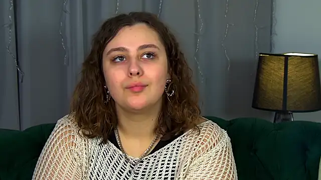 Snapshot of MaryMurray chatting on February 5, 2026, 6:31 am MaryMurray online show from February 5, 2026, 6:31 am