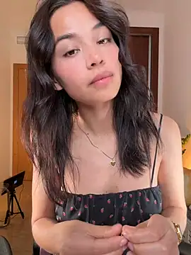 Adriennesexxx online show from March 28, 2026, 11:17 pm