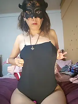 Snapshot of Lunababymylove chatting on September 28, 2025, 1:23 am Lunababymylove online show from September 28, 2025, 1:23 am