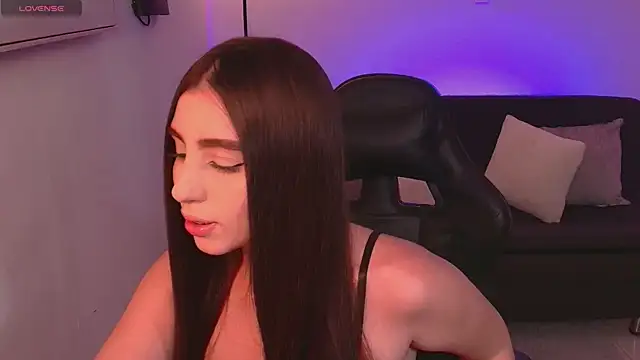 DolcieElliot online show from October 23, 2025, 10:08 pm