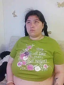 Snapshot of LennaTurnerr chatting on February 19, 2025, 10:09 pm LennaTurnerr online show from February 19, 2025, 10:09 pm