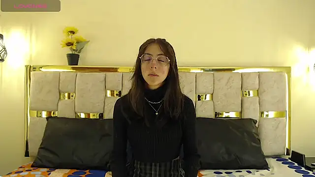 Snapshot of ling_ling24 chatting on March 18, 2025, 3:12 am ling ling24 online show from March 18, 2025, 3:12 am