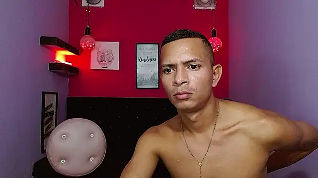hugecocks hot online show from May 14, 2026, 4:20 am