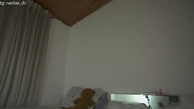 Nadiaa  online show from February 16, 2026, 12:20 am