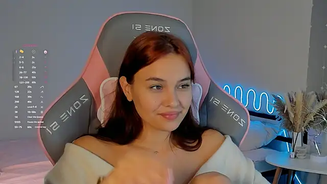  Sweetie  online show from September 10, 2025, 1:32 pm