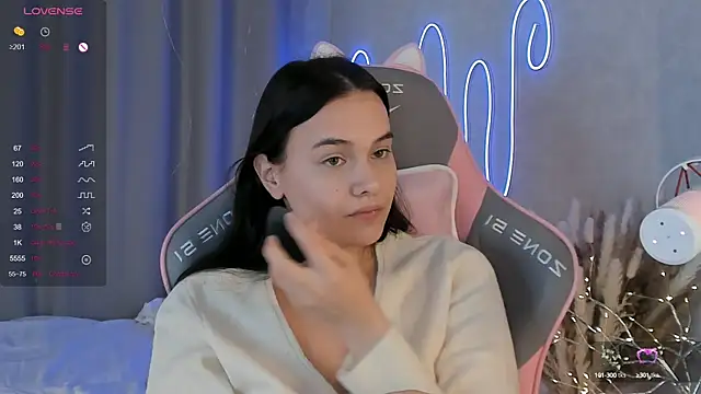  Sweetie  online show from March 2, 2025, 7:41 pm