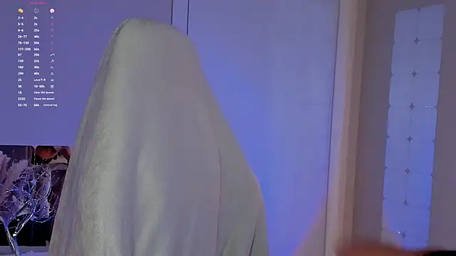  Sweetie  online show from October 12, 2025, 5:03 pm