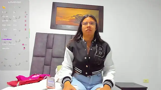 Snapshot of Vahiolet_smith chatting on June 28, 2026, 12:11 pm Vahiolet smith online show from June 28, 2026, 12:11 pm