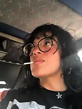 Snapshot of Fun_Everywhere chatting on February 26, 2025, 4:49 pm Fun Everywhere online show from February 26, 2025, 4:49 pm