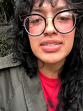 Snapshot of Fun_Everywhere chatting on March 6, 2025, 2:51 pm Fun Everywhere online show from March 6, 2025, 2:51 pm