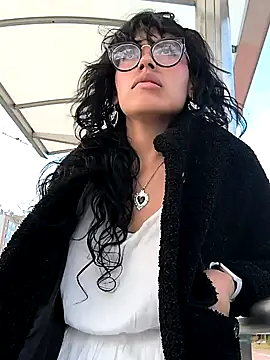 Snapshot of Fun_Everywhere chatting on January 31, 2025, 10:52 pm Fun Everywhere online show from January 31, 2025, 10:52 pm