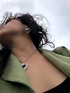 Snapshot of Fun_Everywhere chatting on January 4, 2025, 7:34 pm Fun Everywhere online show from January 4, 2025, 7:34 pm