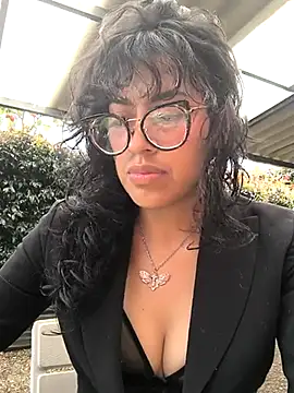 Snapshot of Fun_Everywhere chatting on March 8, 2025, 5:11 pm Fun Everywhere online show from March 8, 2025, 5:11 pm