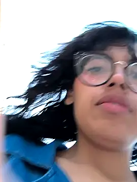 Snapshot of Fun_Everywhere chatting on February 1, 2025, 11:06 pm Fun Everywhere online show from February 1, 2025, 11:06 pm