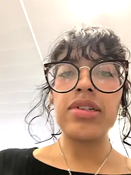 Snapshot of Fun_Everywhere chatting on January 29, 2025, 7:22 pm Fun Everywhere online show from January 29, 2025, 7:22 pm