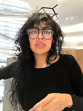 Snapshot of Fun_Everywhere chatting on December 12, 2024, 10:09 pm Fun Everywhere online show from December 12, 2024, 10:09 pm