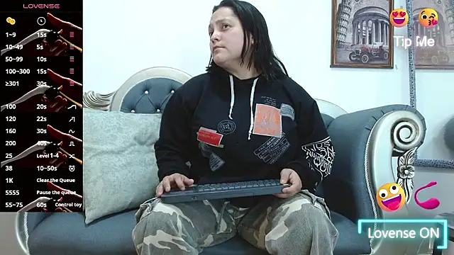 KataleyaStiward online show from February 1, 2026, 12:25 pm