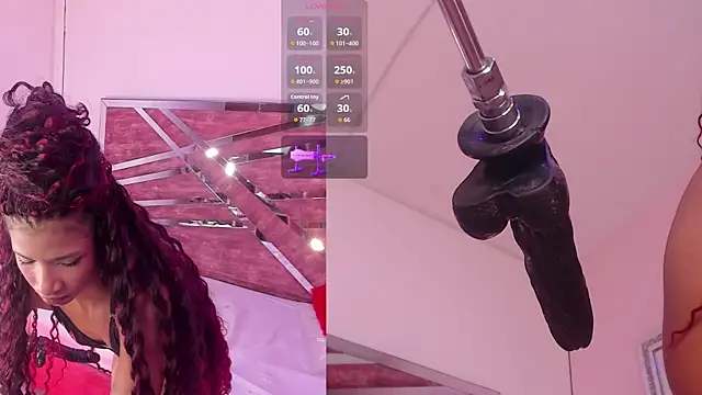 SofiRey  online show from November 3, 2025, 1:15 pm