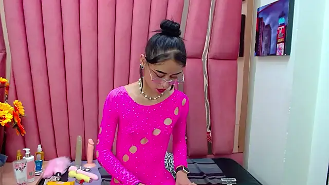 Snapshot of AnnySweett_ chatting on February 3, 2025, 3:59 pm AnnySweett online show from February 3, 2025, 3:59 pm