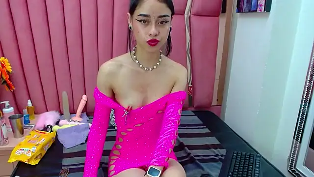 Snapshot of AnnySweett_ chatting on February 3, 2025, 7:00 pm AnnySweett online show from February 3, 2025, 7:00 pm