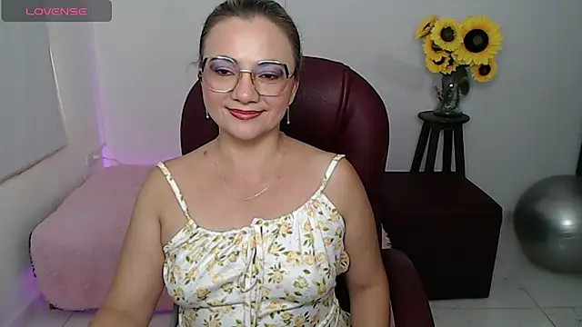 Ghada milf online show from February 12, 2026, 8:41 pm
