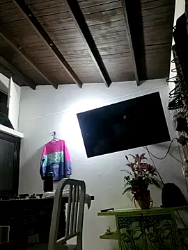 doctora-danna online show from December 5, 2025, 9:19 am