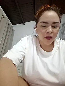 doctora-danna online show from December 15, 2025, 9:26 am