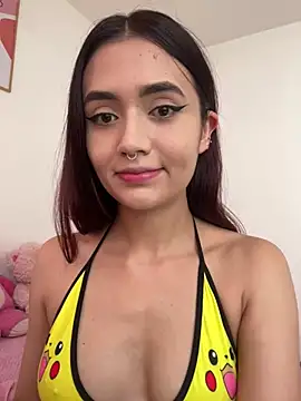 HallieLemon1 online show from January 8, 2025, 3:17 pm